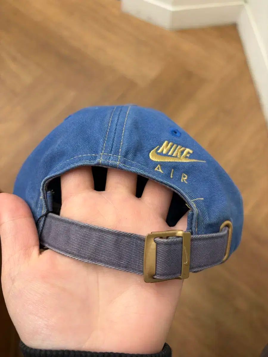 N155 NIKE オレAU LAIT キャップ