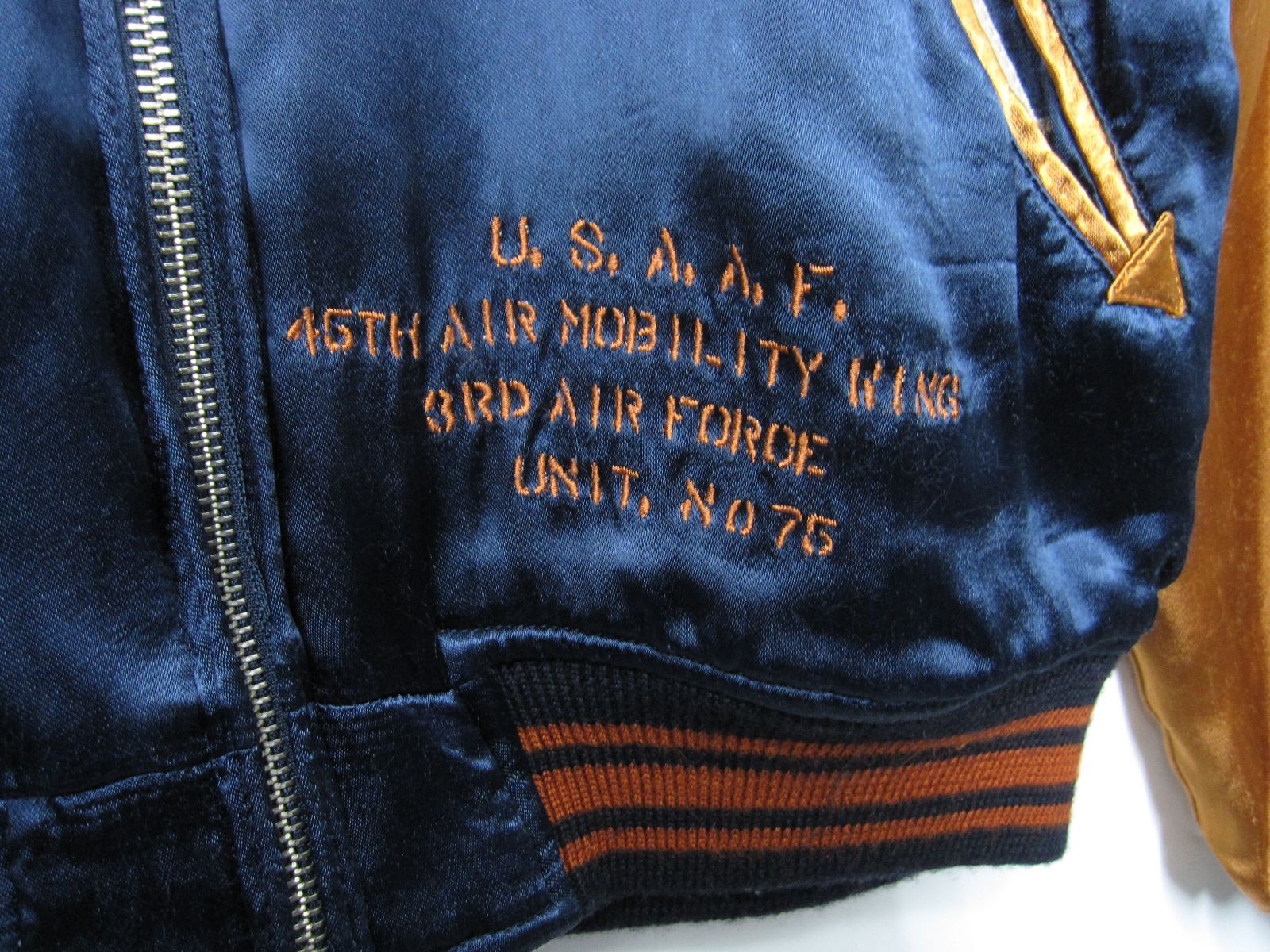 ☆アヴィレックス AVIREX スカジャン MULTI LANGUAGE SKA JKT//L