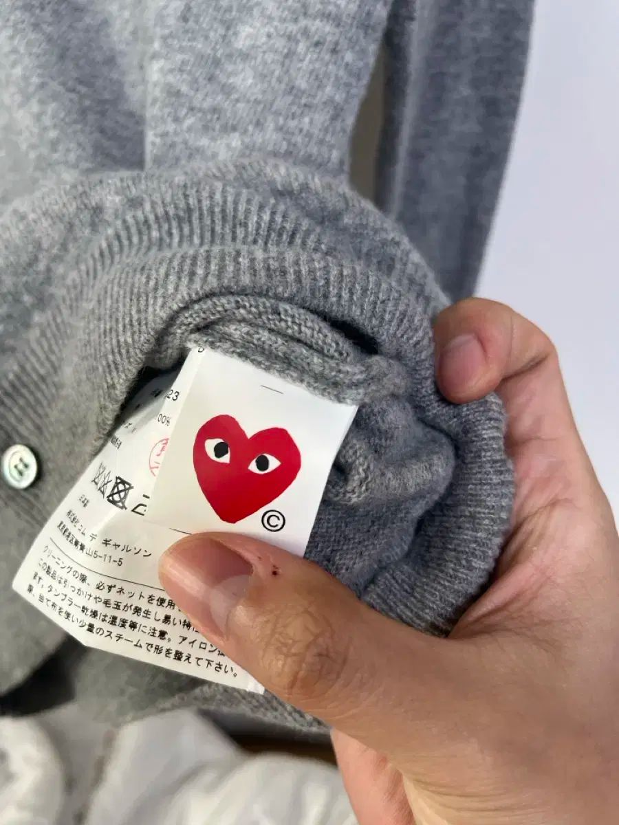 ラウンドネック