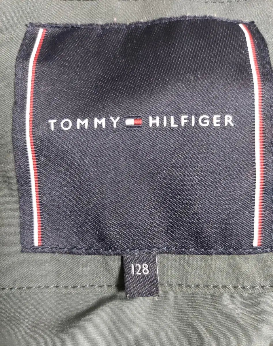  キッズ Tommy Hilfiger トミーヒルフィガー ダックダウン 128 または 8 サイズ その他 ジャケット ブルゾン