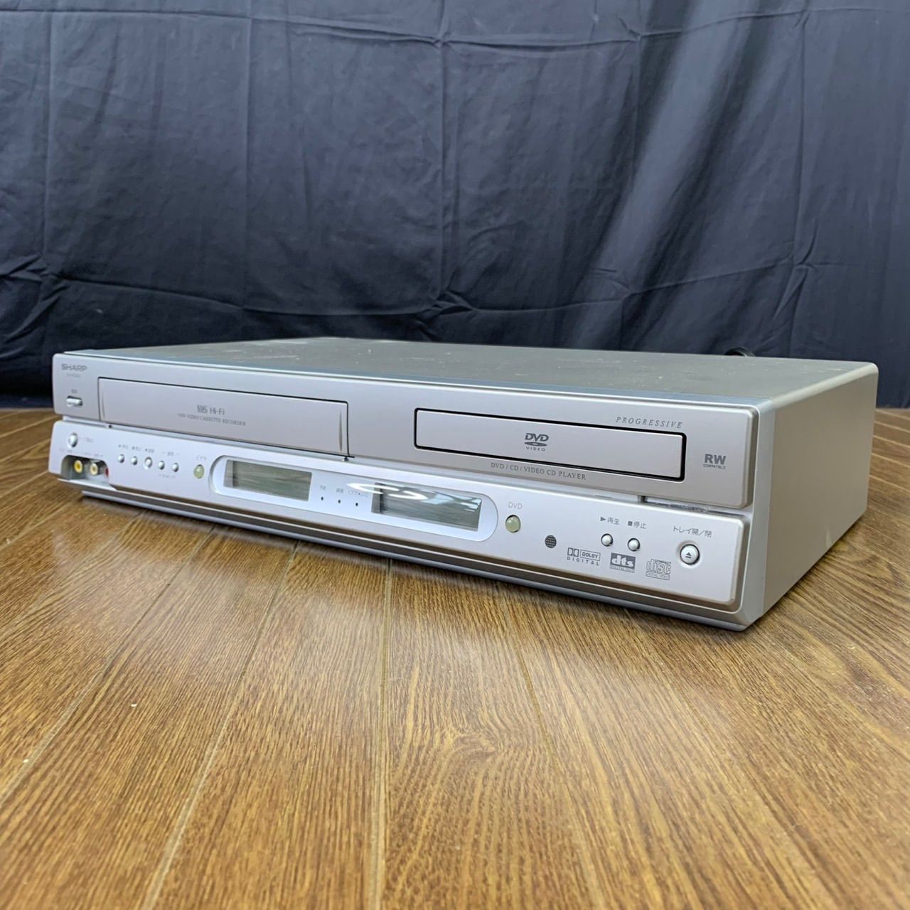 □【値下げ交渉可能】SHARP シャープ VTR一体型 DVDプレーヤー DV