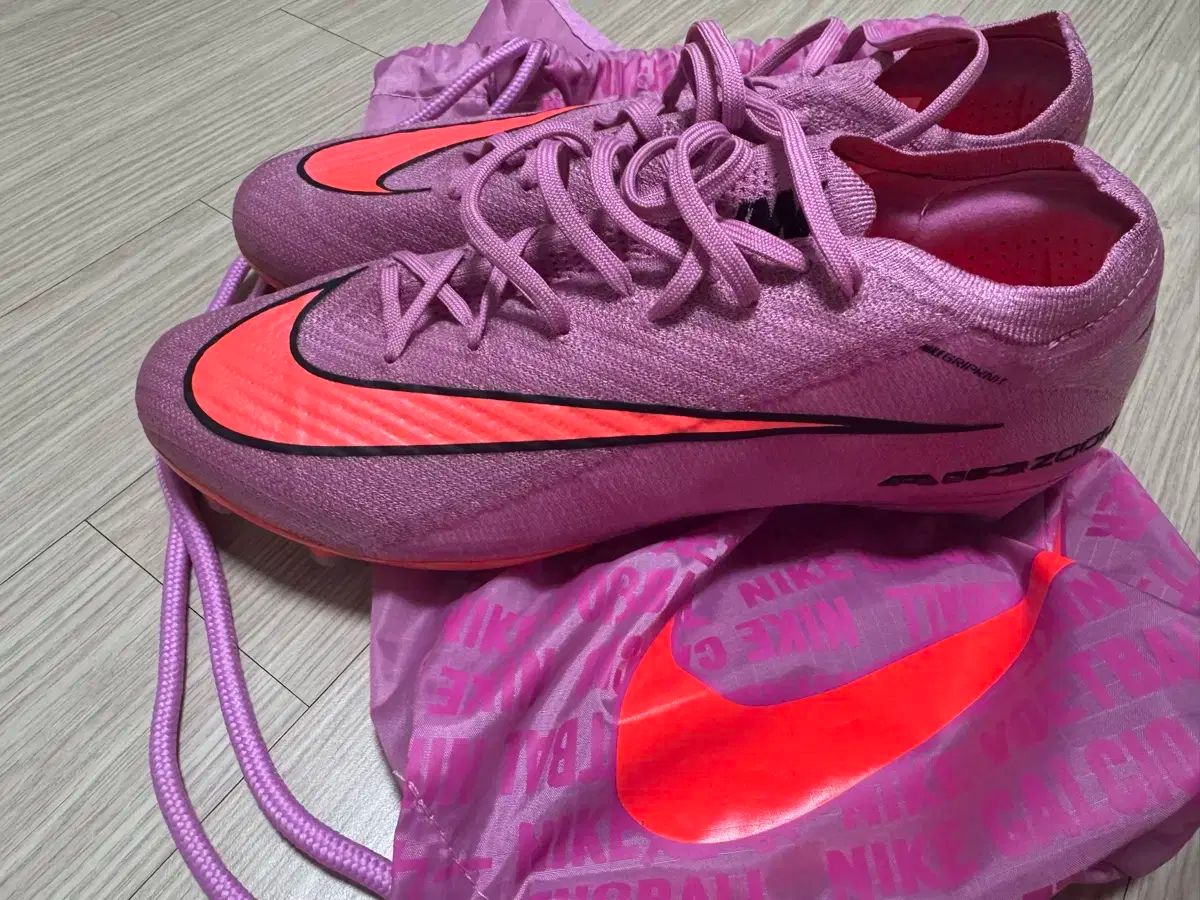 ナイキ マーキュリアル ベイパー 16 AG 270