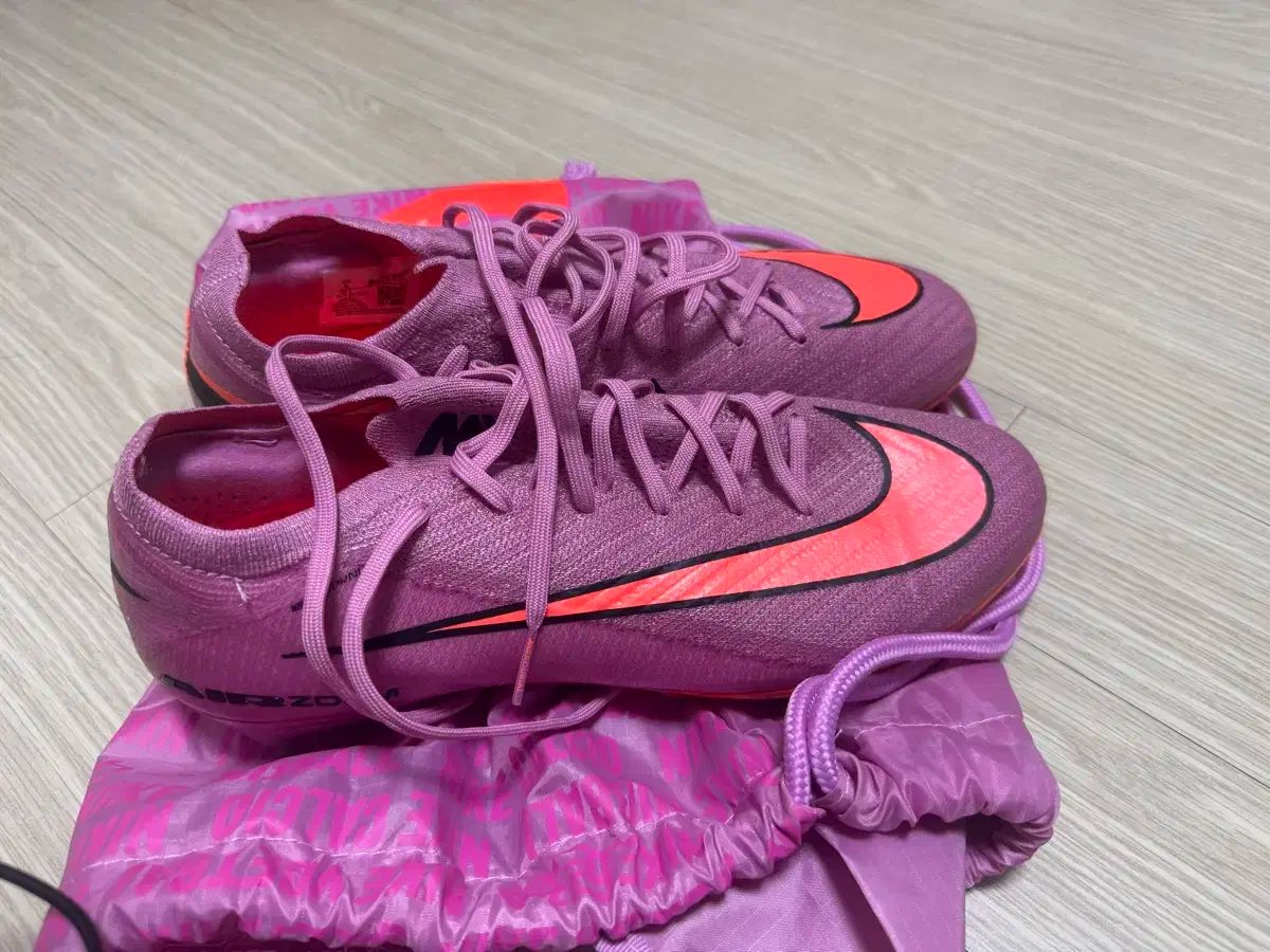 ナイキ マーキュリアル ベイパー 16 AG 270