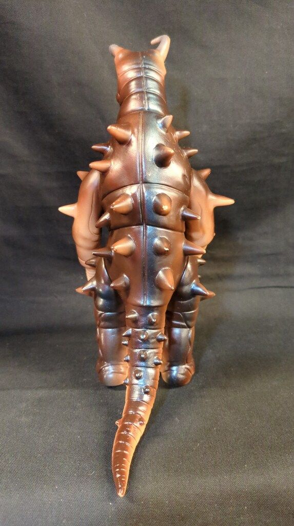 売れ筋 B-CLUB ブルマァク 復刻版怪獣シリーズ グドン 肌色成型 茶塗装