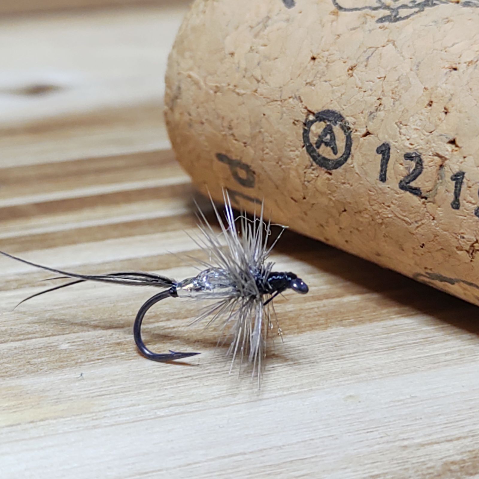 □ELK□ 普通毛鉤 黒銀 10本 完成品フライ テンカラ - メルカリ