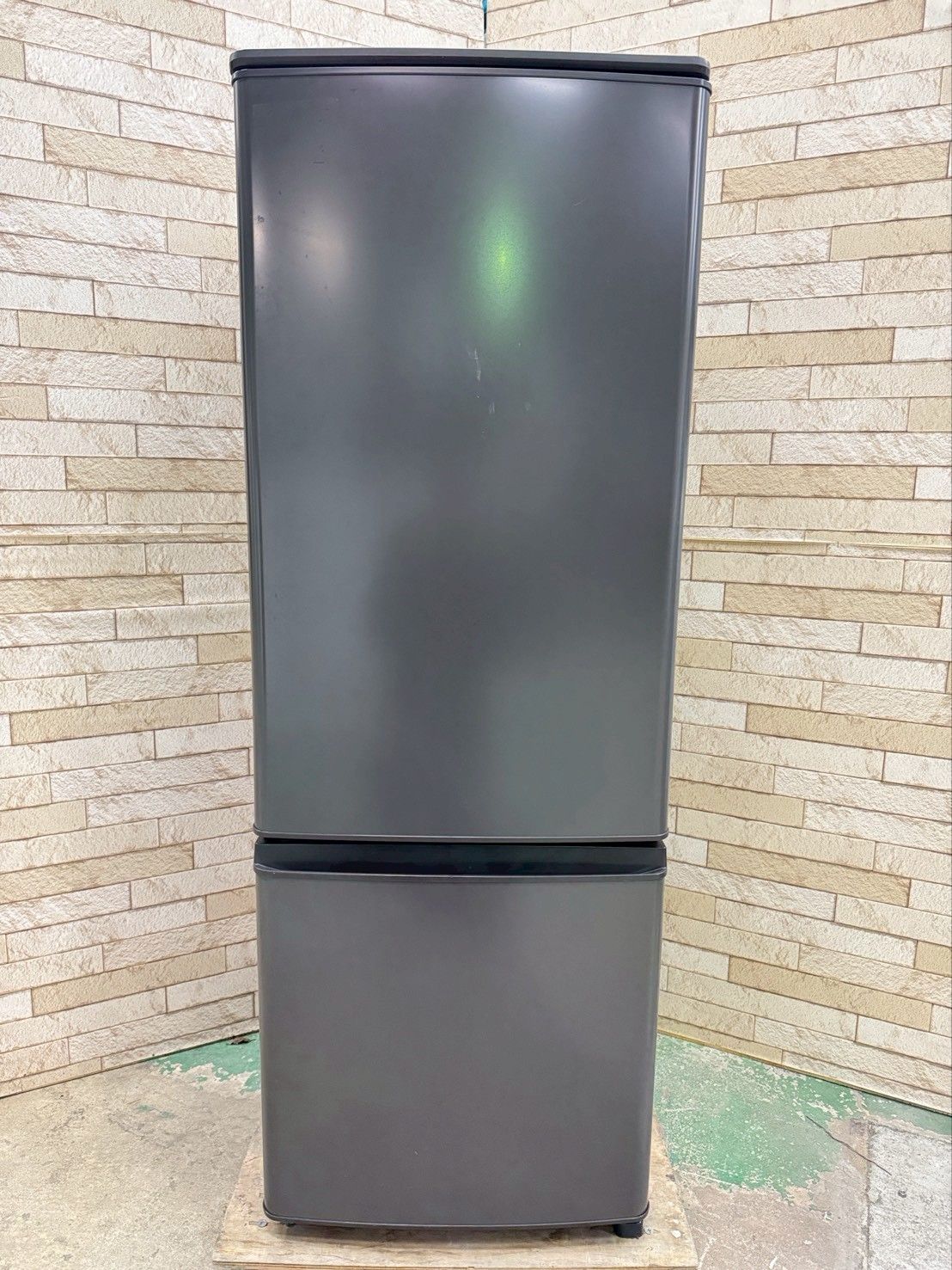 大阪送料無料☆3か月保障付き☆冷蔵庫☆三菱☆2ドア☆2022年☆MR-P17G