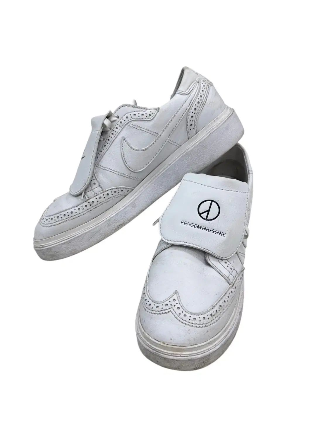 ナイキ X ピースマイナスワン KWONDO 白