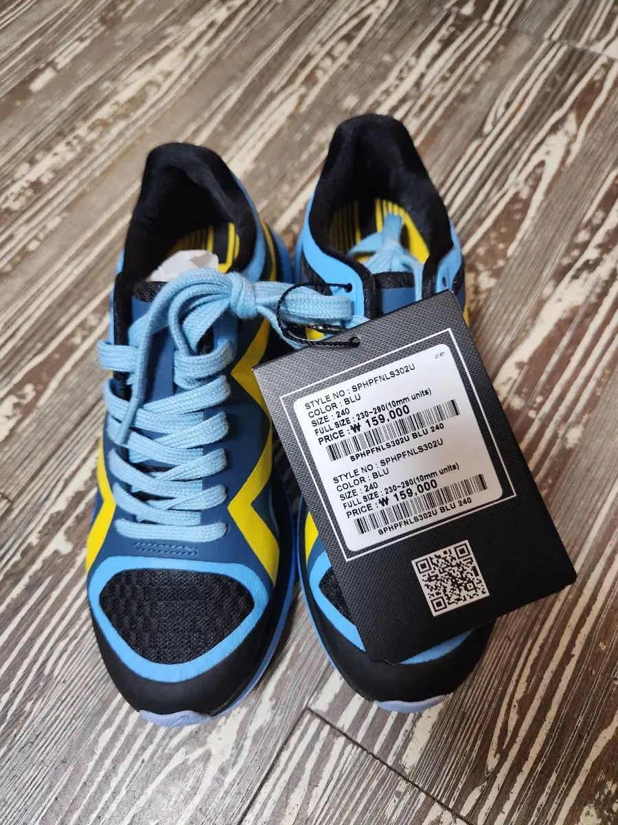 スパイダー ランニングシューズ 240