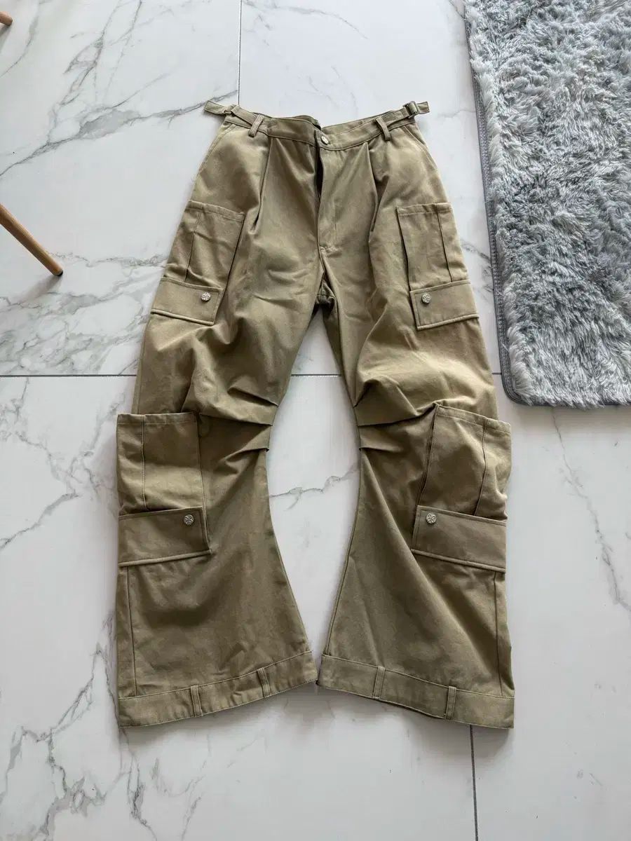 サージェリー リバース 4 ポケット パンツ