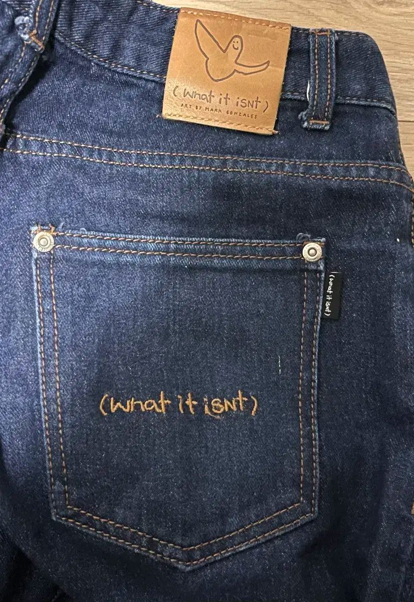 cos arch テーパードジーン ダークブルー 25 最終値下げ‼️COSコス