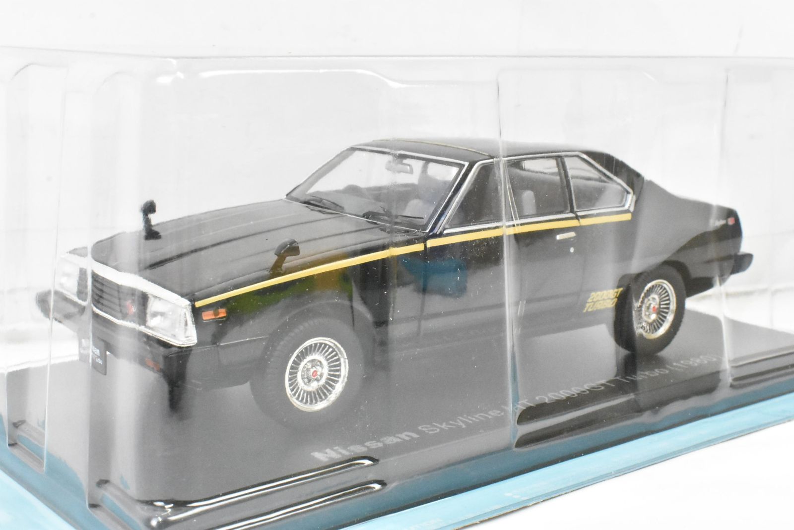 国産名車コレクション日産スカイライン HT 2000 GTX 1/24 国産名車コレクション 1/24 日産 スカイライン HT 2000 GTX