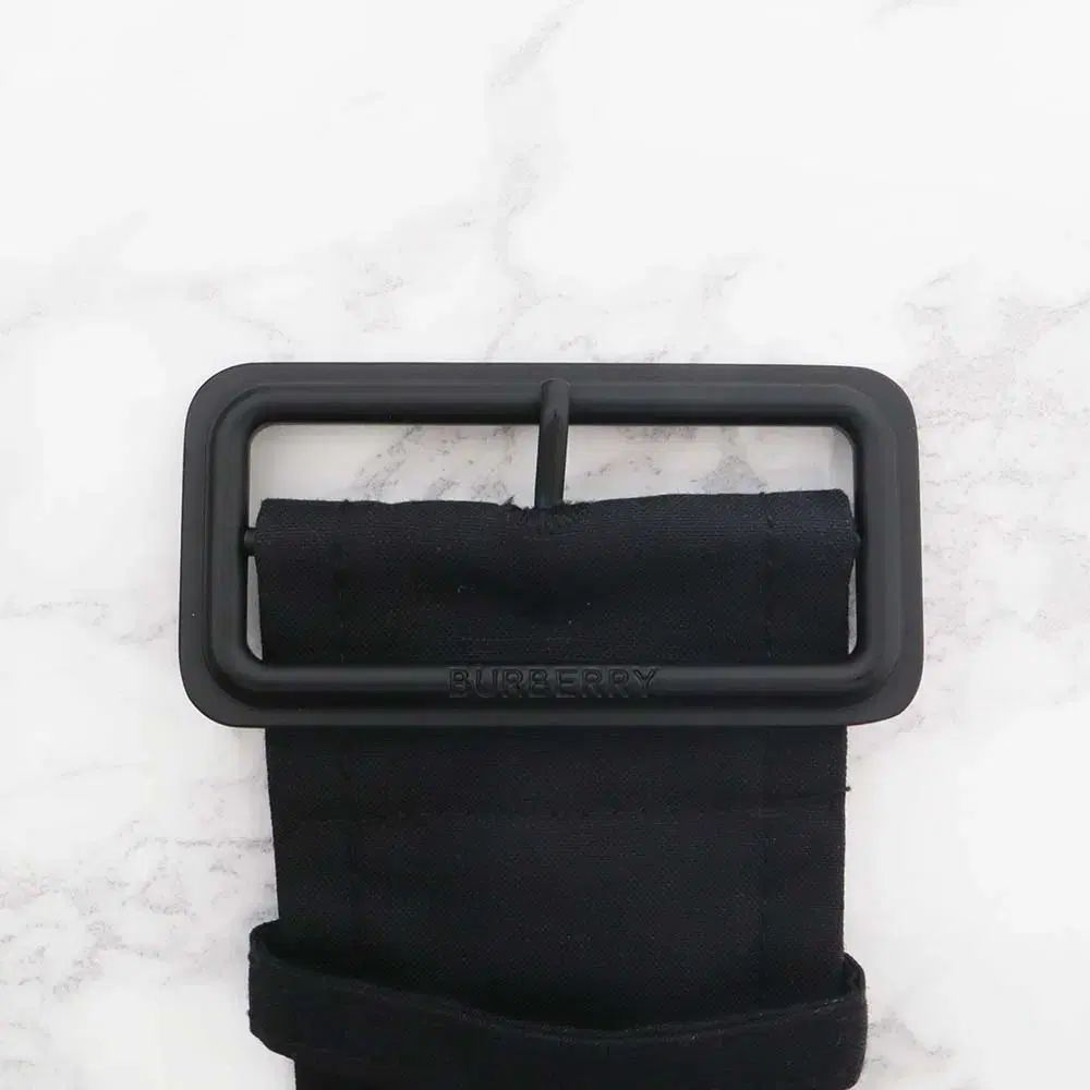  バーバリー ショート ワンピース 8071035 Black 長袖 七分袖 その他