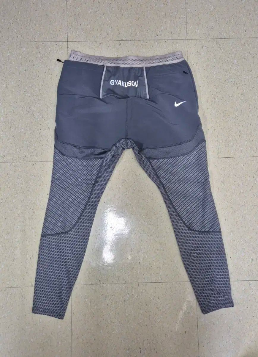 Nike GYAKUSOU ランニングパンツ GYAKUSOU パンツ（その他） メンズ NIKE - gyakusou パンツ Mサイズ