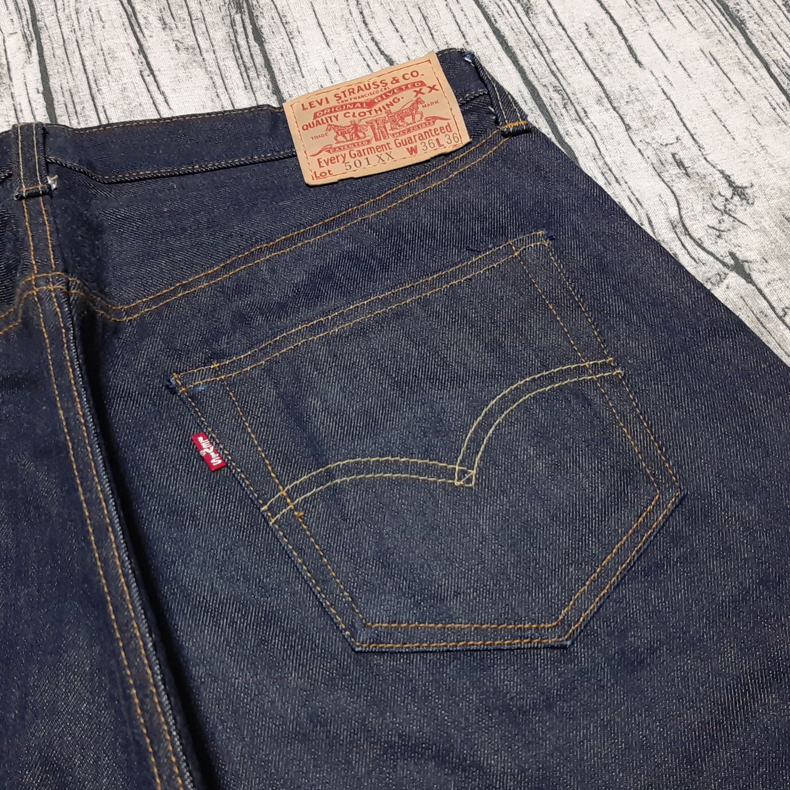 levis 501XX 1955年モデル 復刻 リジッド 米国バレンシア工場製 楽天市場】LEVIS(リーバイス) 501XX 1955年モデル トップボタン裏555
