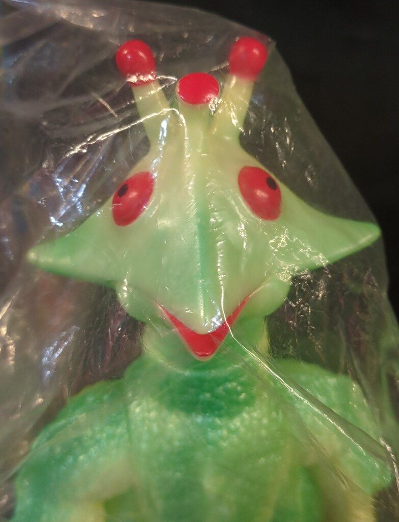 マルサン 最高 ギララ 蓄光成型