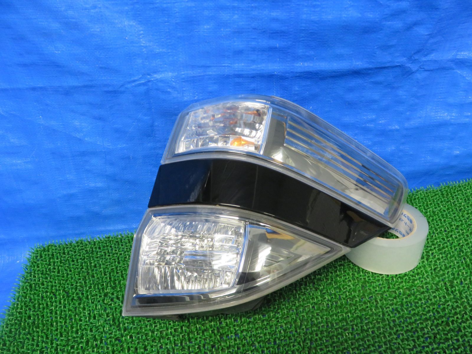 ☆SFC3416/点灯OK ヴェルファイア 20系前期 リア右 テールライト/LED