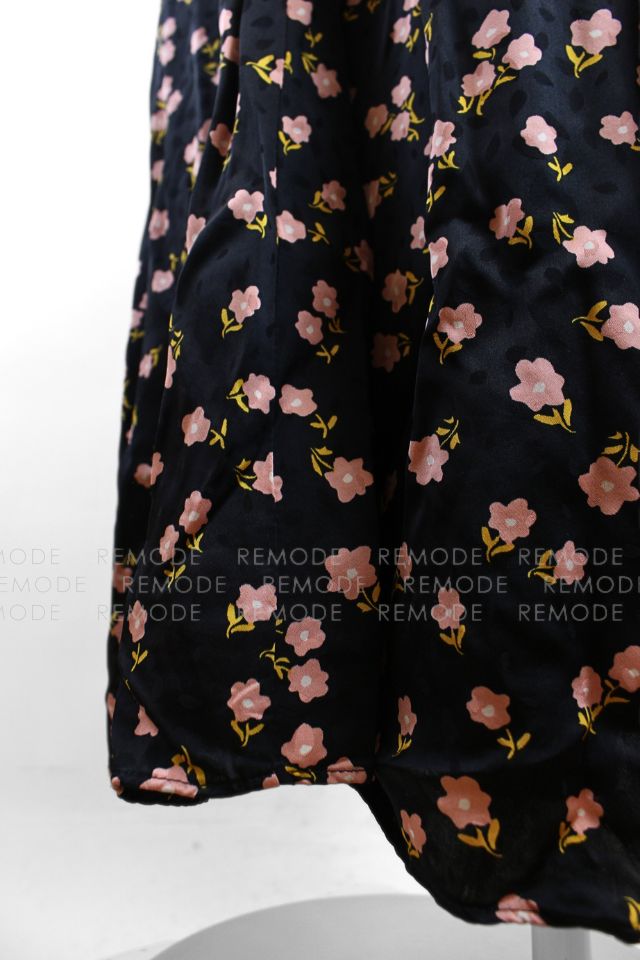 花柄ノースリーブワンピース