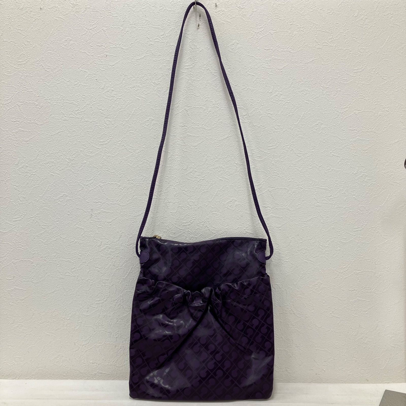 GHERARDINI ソフティ　ポシェット　サコッシュ　ギャランティ付き GHERARDINI ソフティ ポシェット サコッシュ ギャランティ付き