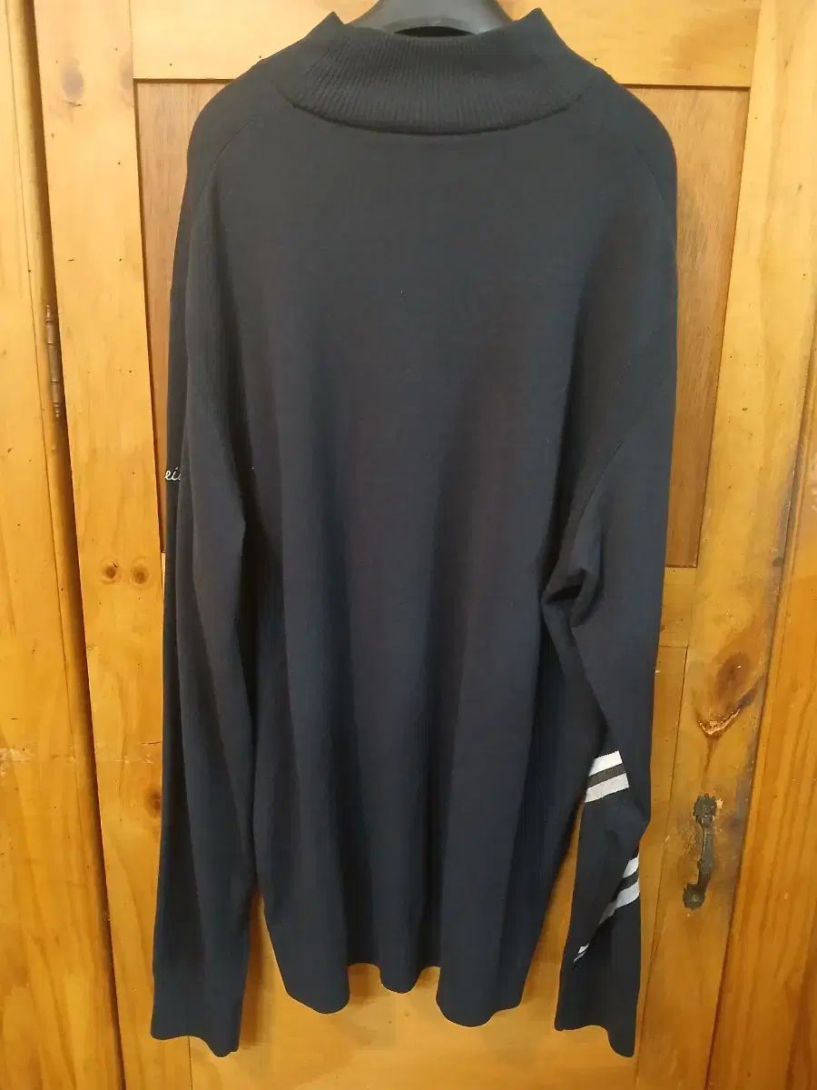 ゴルフウェア ブラック ハイネック 長袖 Tシャツ1110