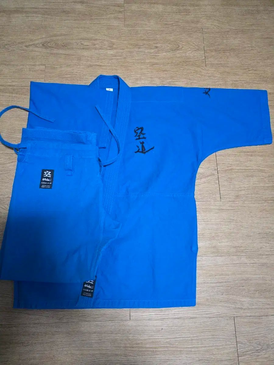 工藤 新一公認 柔道着 デニム 色