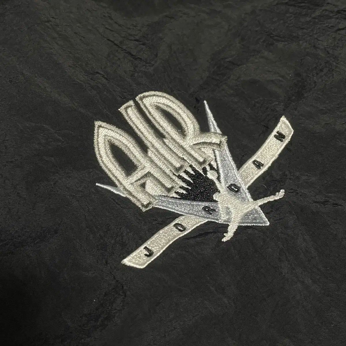  ナイキ ジョーダン レガシー フライト ノスタルジア ジャケット ウィンドブレーカー L その他 ウェア