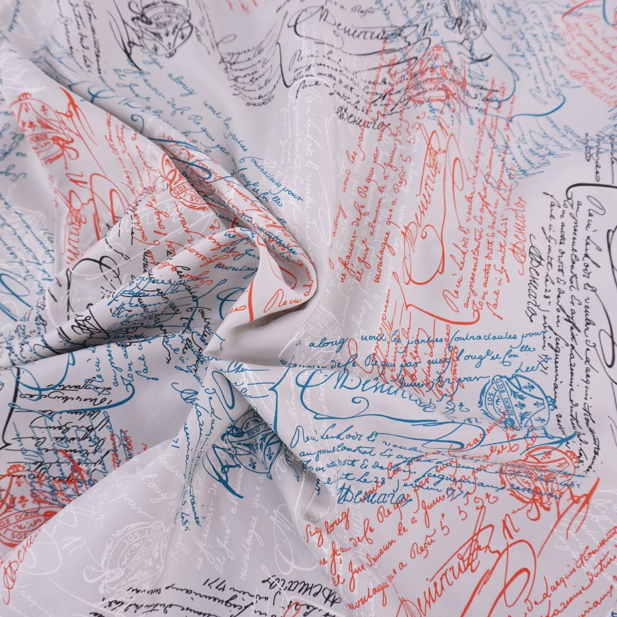 ベルルッティ 長袖シャツ カリグラフィ シルク A38 ベルルッティ 長袖シャツ カリグラフィ シルク A38 ベルルッティ 長袖