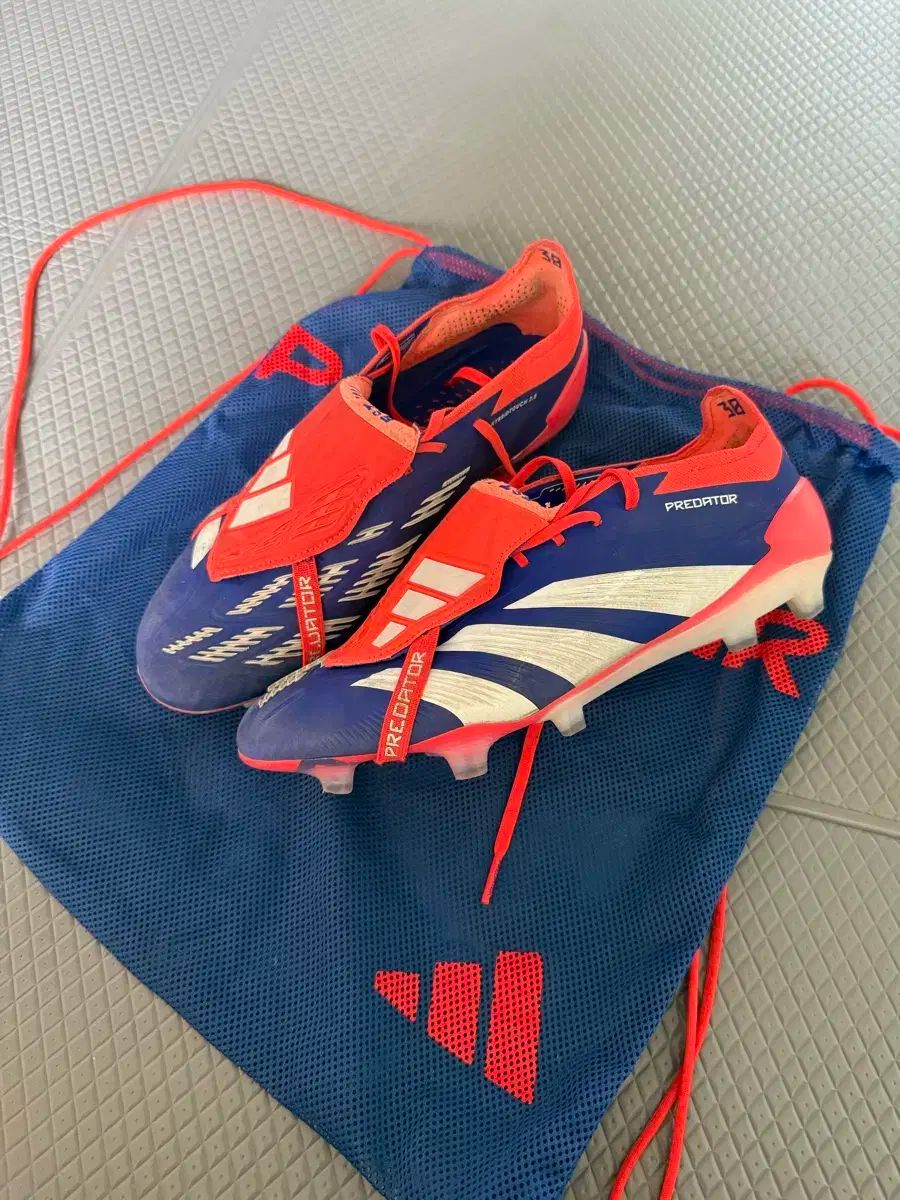 260 プレデター エリート ft ジャパン ブルー