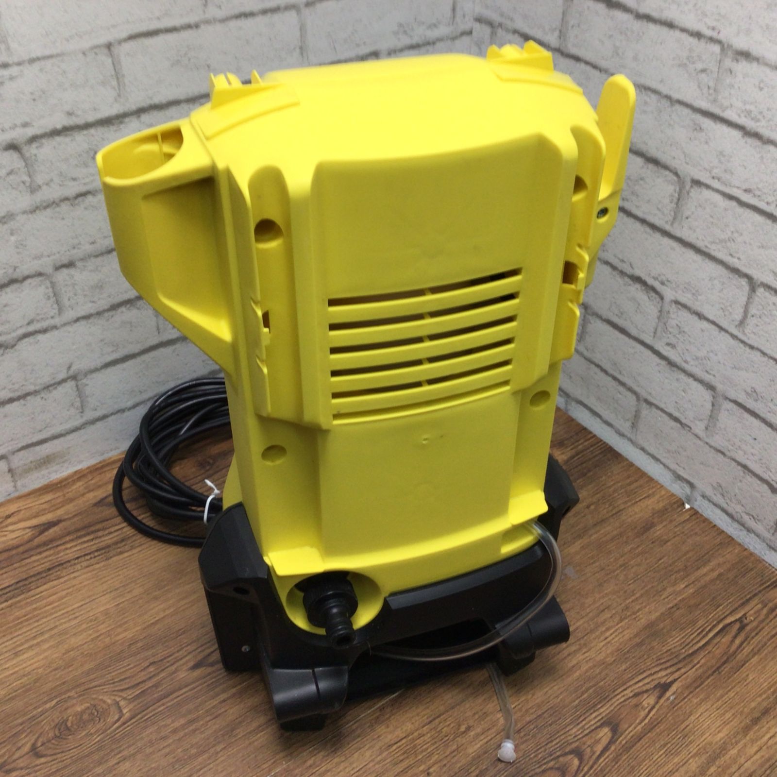  11165 KARCHER ケルヒャー 高圧洗浄機 K 2 コンパクト KMR 1 602 122 0 100 V 高圧洗浄機本体 高圧洗浄機