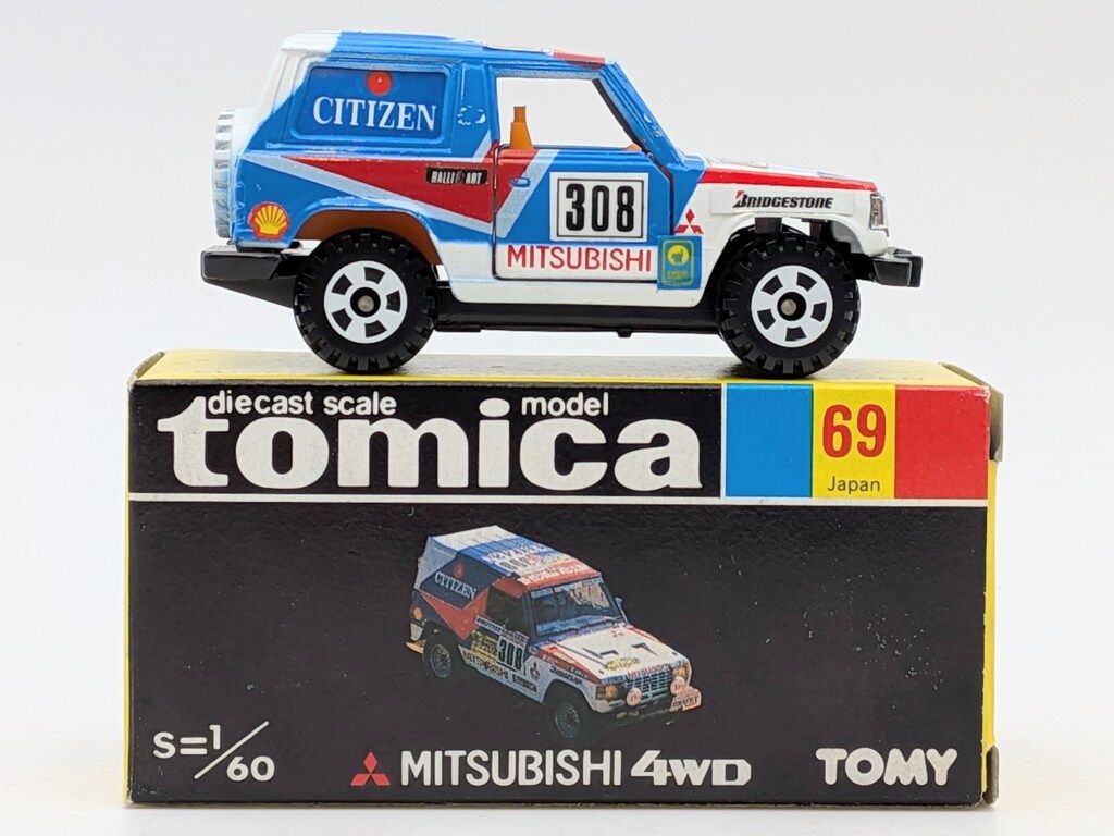 トミカ 三菱 パジェロ CITIZEN ミニカーショップ ケンボックス トミカ 黒箱☆69-4☆三菱パジェロ