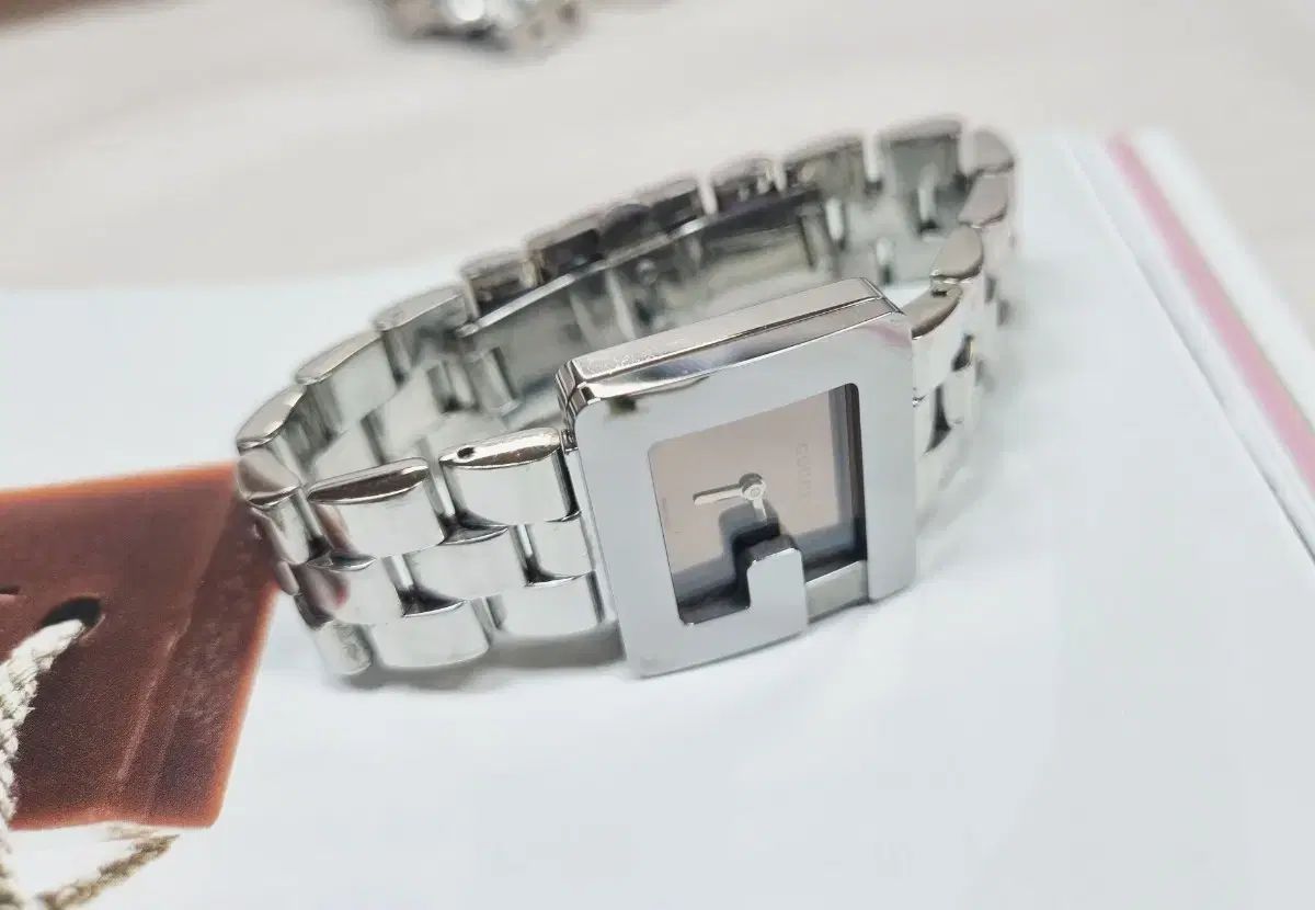 グッチ 3600 L レディース時計