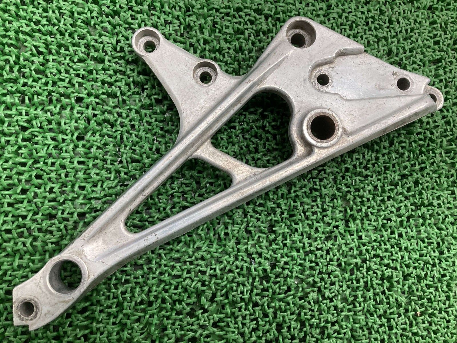 CBX400F ステッププレート 右 MA6 ホンダ 純正  バイク 部品 NC07 当時物 ステップホルダー 曲がり無し 品薄 車検 Genuine Ko