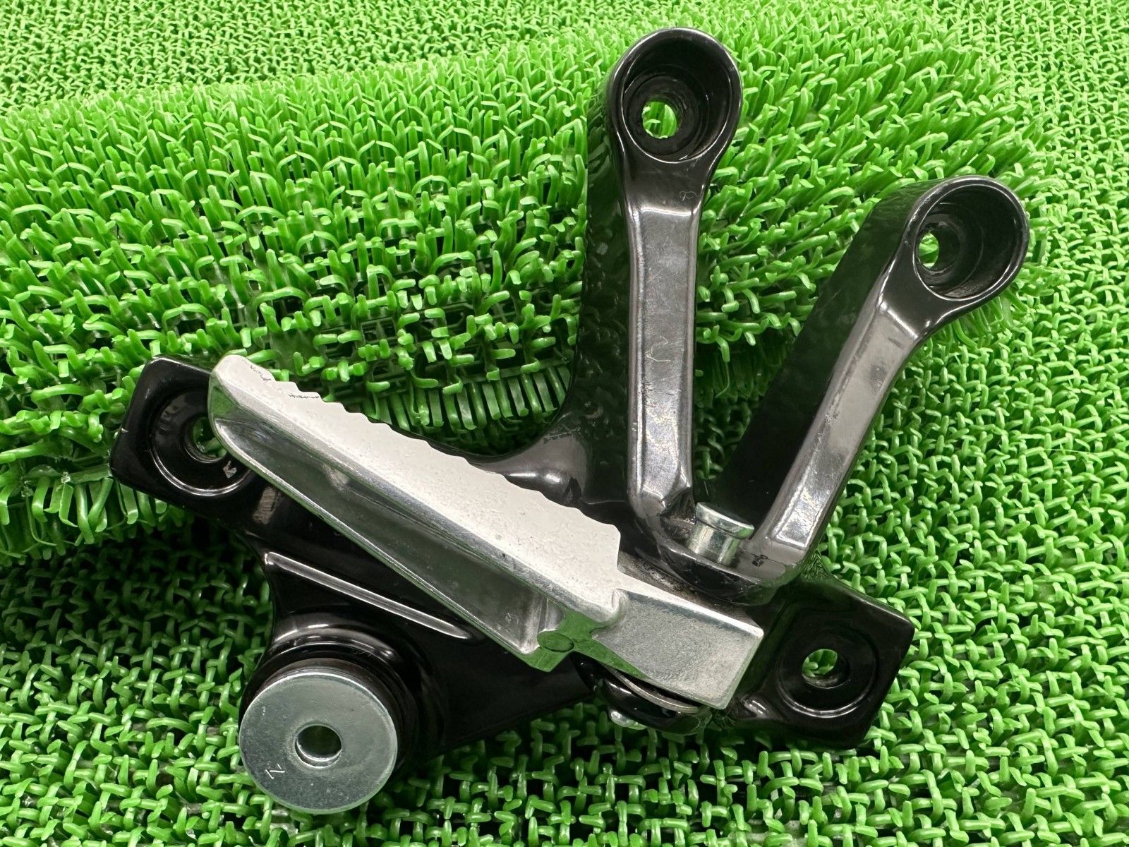 Vストローム250 タンデムステップ 右 DL250 スズキ 純正 中古 バイク