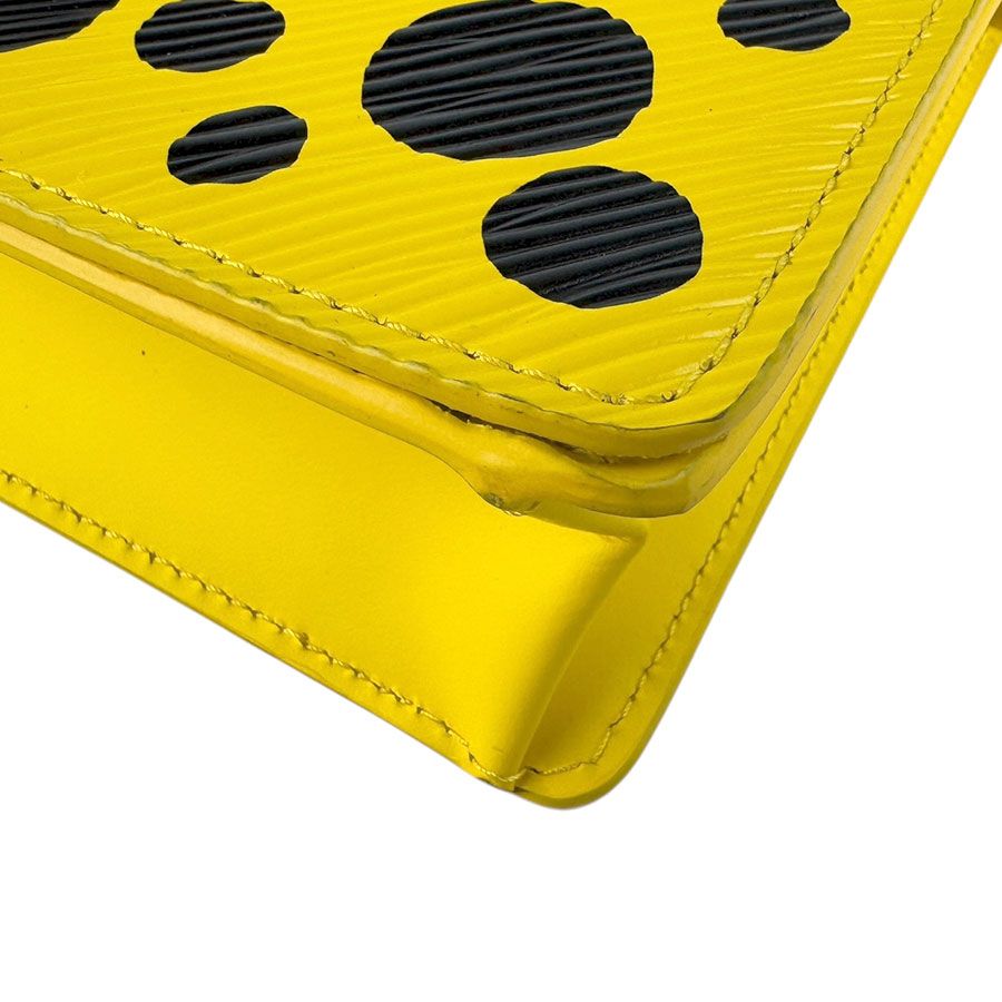 ルイ ヴィトン LOUIS VUITTON チェーンウォレット LV YK ポルトフォイユ ツイスト ベルト M 81987 ニット ショート丈