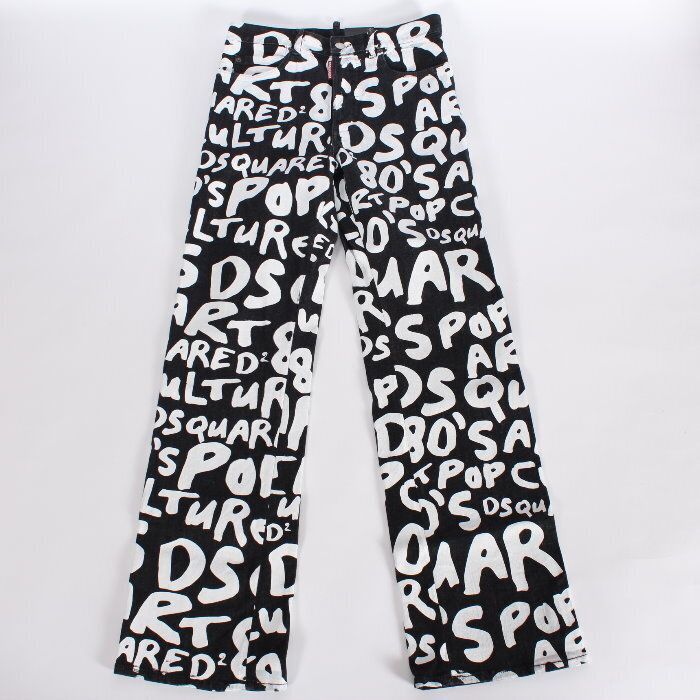 DSQUARED2 ディースクエアード ストレッチ ジーンズ S75LB0908 S30503 900 ROADIE JEAN ローディージーン レタリング ロゴ プリント 5ポケット デニム ロゴワッペン グラフィティ ペイント パンツ ボトムス レディース