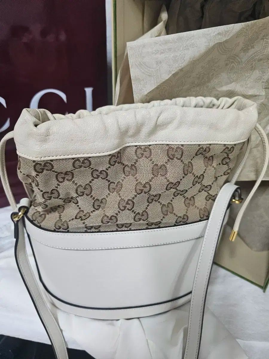 ホースビット バケットバッグ