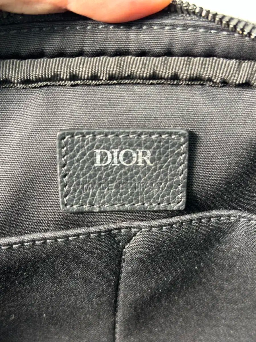 オブリーク トイレットリー