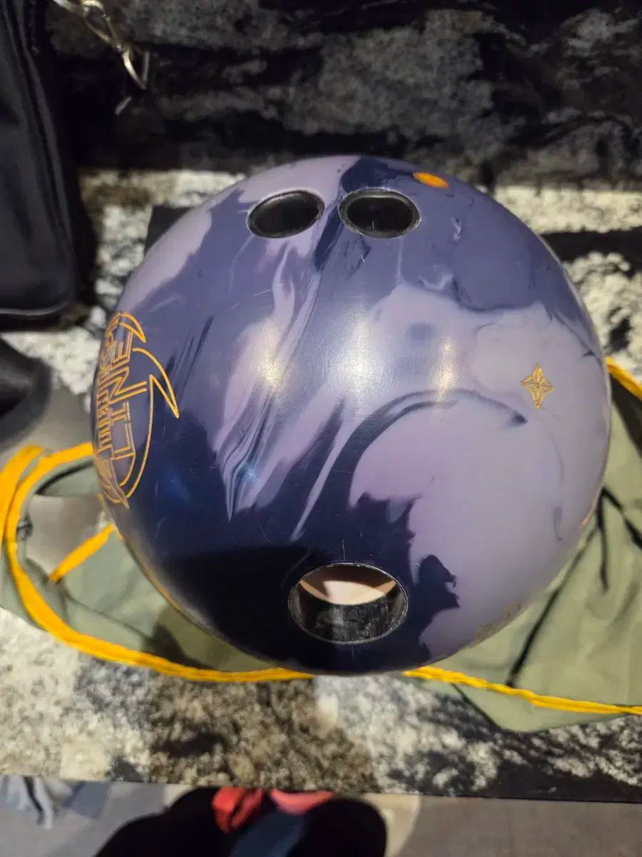 アテンション LINE 14パウンド ボーリング