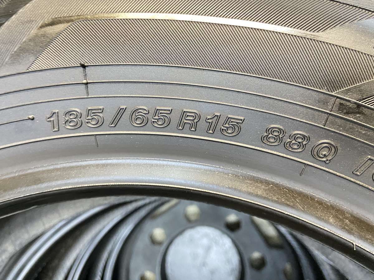 タイヤ スタッドレスタイヤ