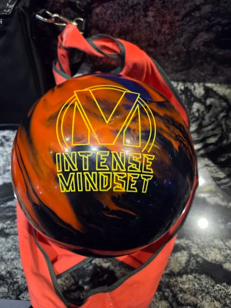 インテンステンマインドセット 14パウンドボーリング