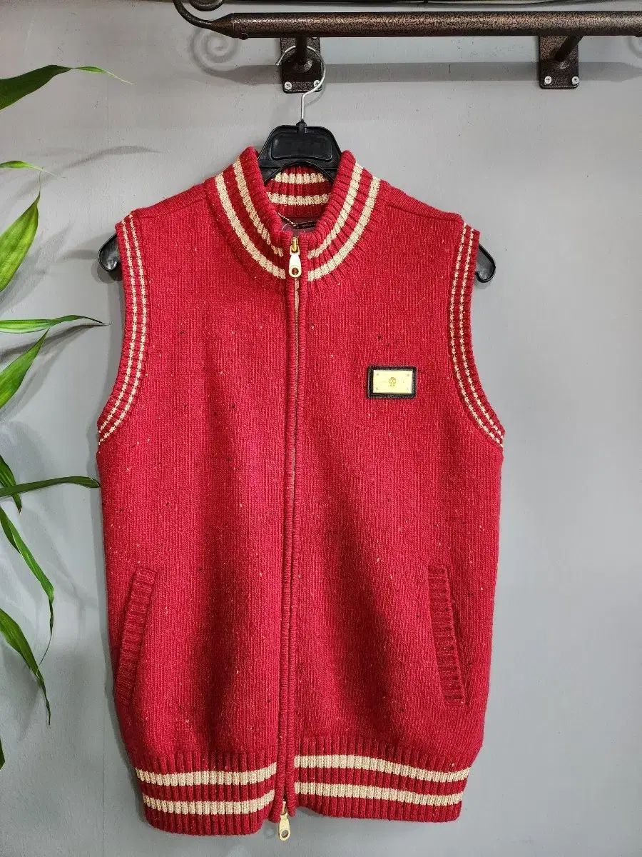 MARK - LONA マークアンドロナ 90 レディース ニット 防風 ベスト