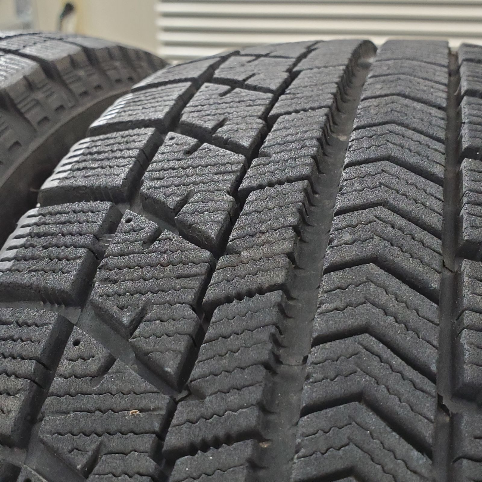 スタッドレスタイヤ 1187