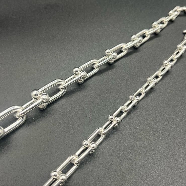 グラジュエイテッド