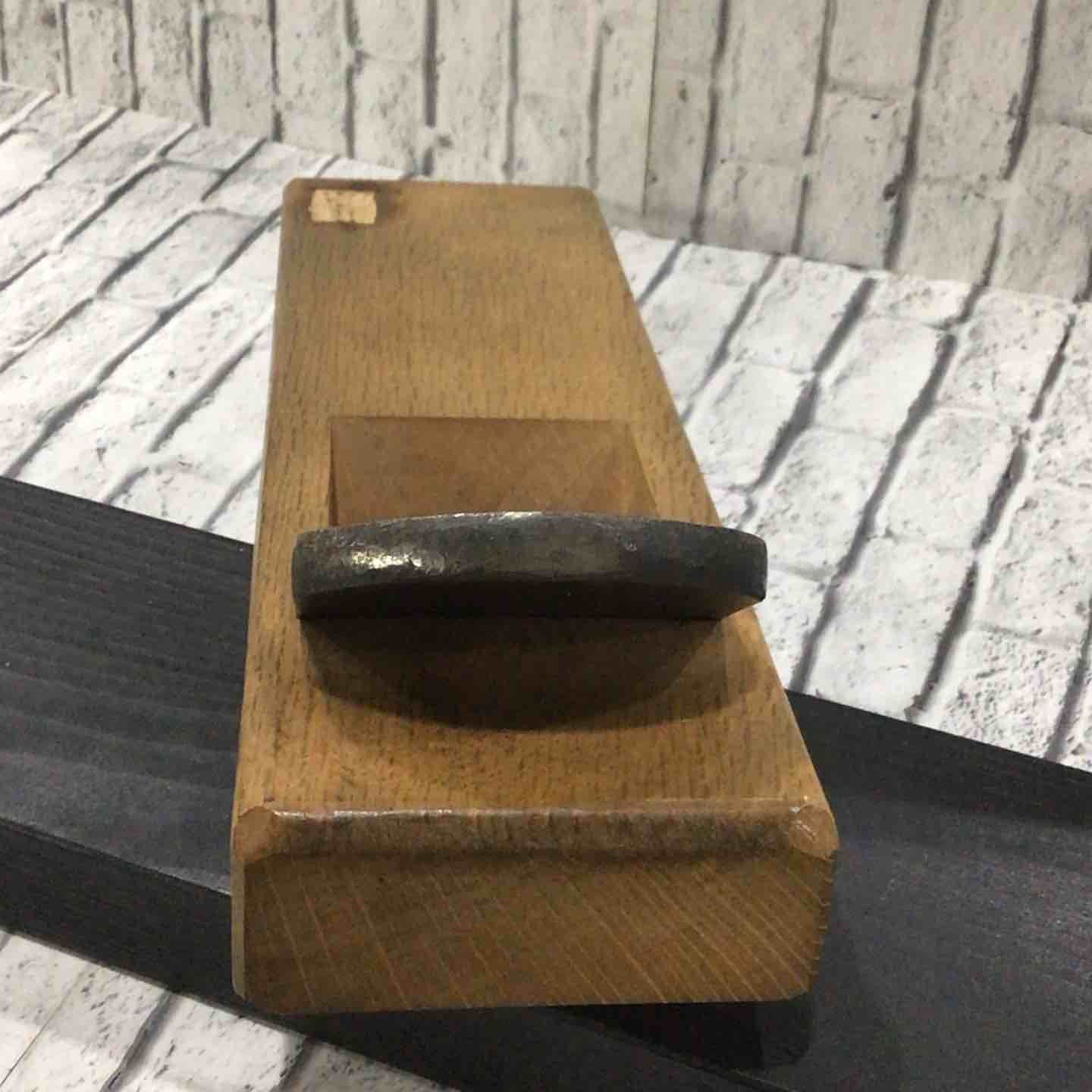 品 碓氷健吾 寿一 寸八鉋 鉋身幅約71mm 削り跡有り 収納袋付き 川口店