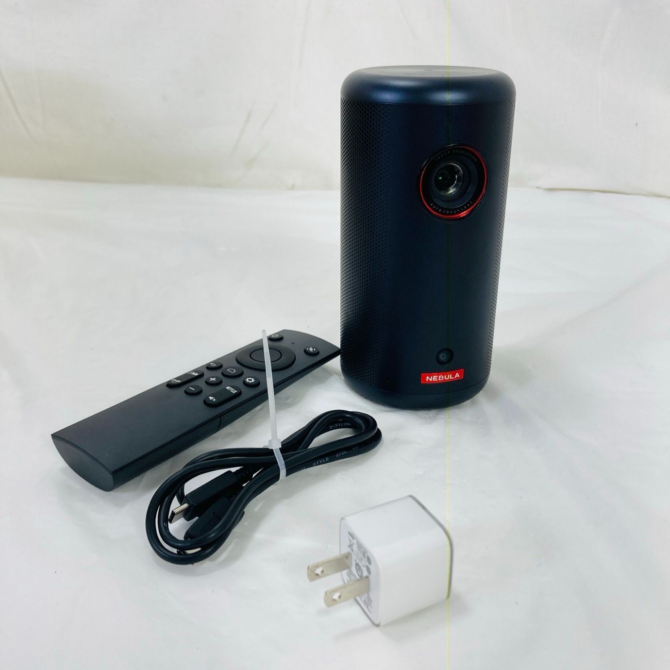 Anker Nebula Capsule 3 モバイルプロジェクター 動作品