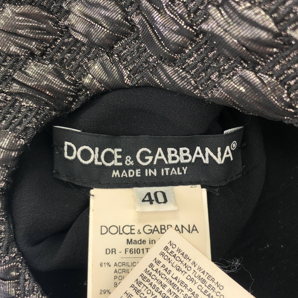 ジャガードエンボスノースリーブワンピース