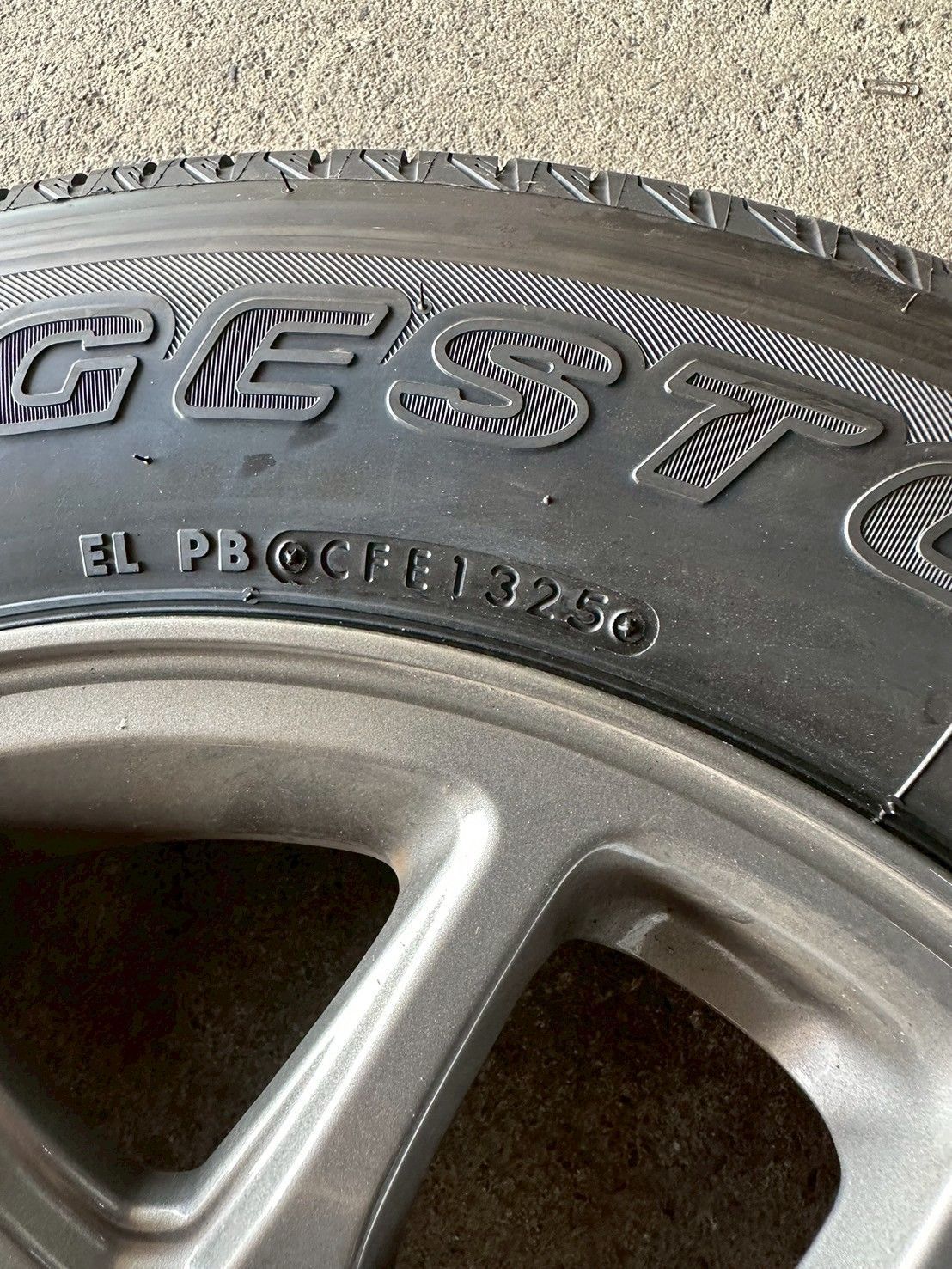  ジムニー JB 64 XC A T 16インチホイールとタイヤ4本セット 16 5 J 22 139 7 H ブリヂストン 175 80 R YHJIM 389 16インチ タイヤ ホイールセット