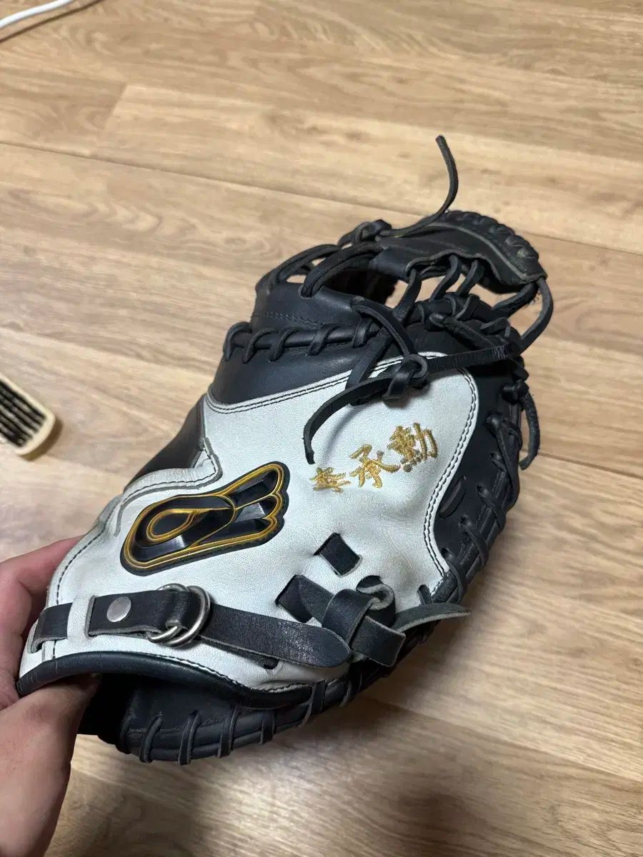 ONEエイティ キャッチャー ミット c 24