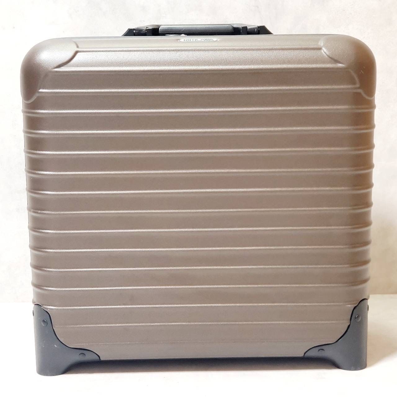 廃盤 RIMOWA リモワ SALSA サルサ ビジネストローリー 25 L 2輪 ブラウン TSAロック 超軽量 ポリカーボネート製 キャリーケース スーツケース 機内持ち込み可 1〜2泊 出張 旅行用