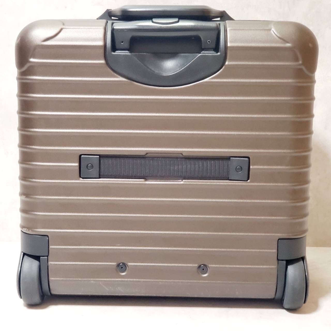 機内持ち込み可