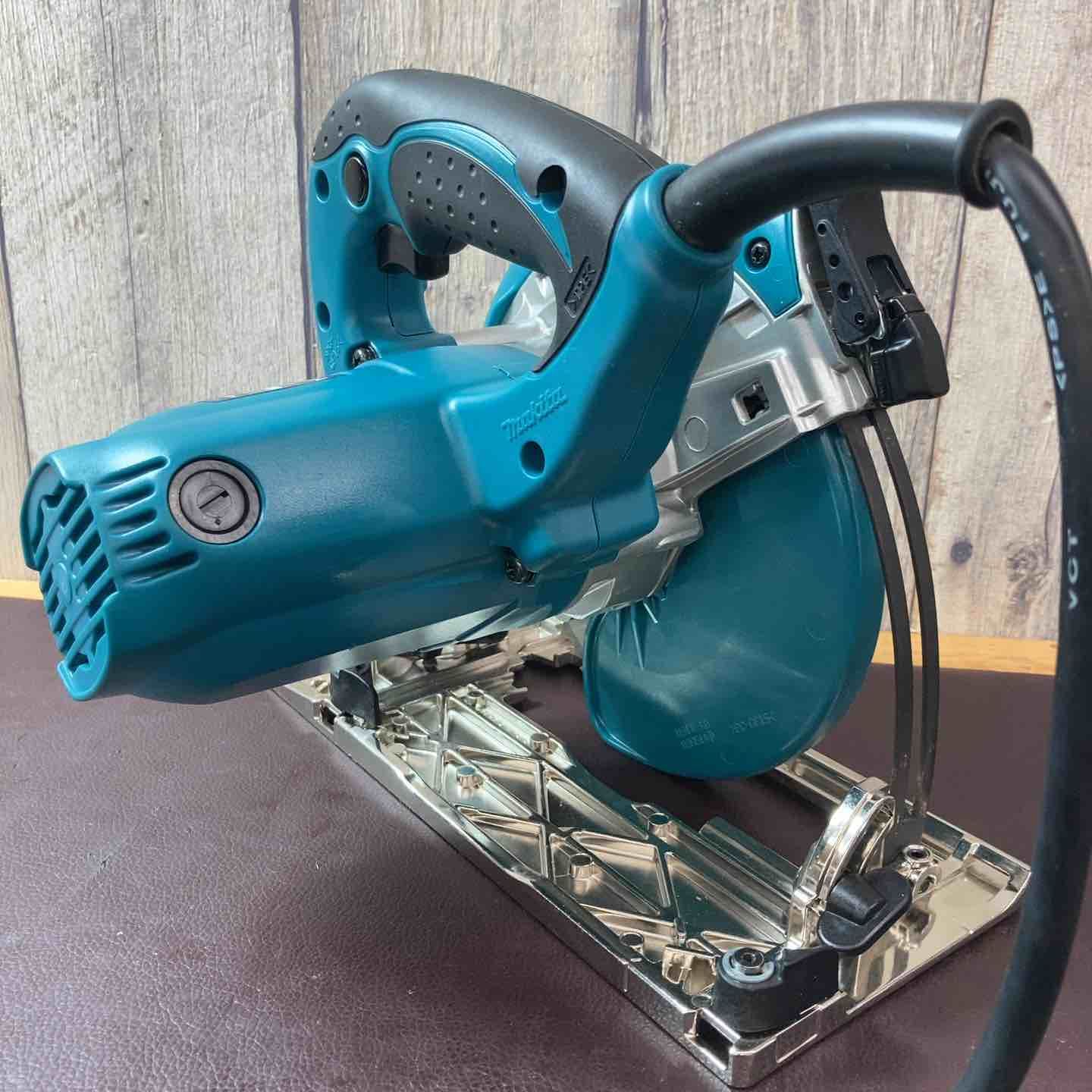 品 マキタ makita 165mm 電気マルノコ 5637BA 東大和店